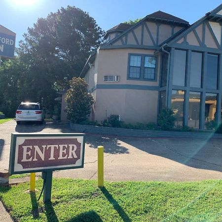 Stratford Inn Tyler Εξωτερικό φωτογραφία