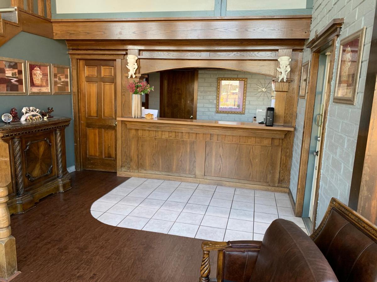 Stratford Inn Tyler Εξωτερικό φωτογραφία