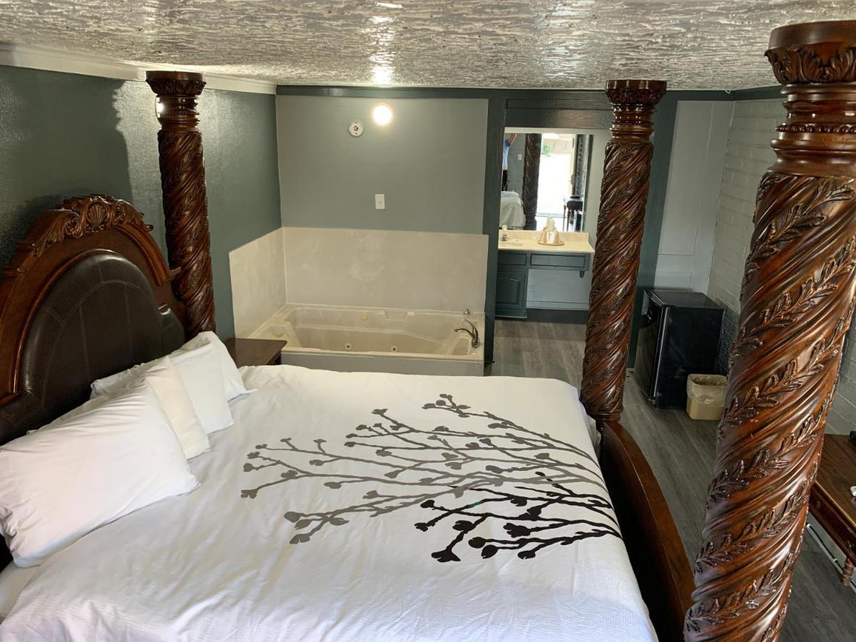Stratford Inn Tyler Εξωτερικό φωτογραφία