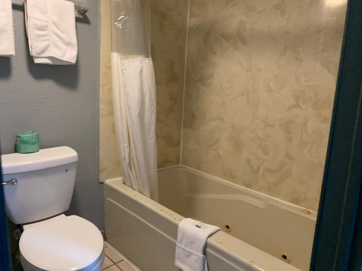 Stratford Inn Tyler Εξωτερικό φωτογραφία