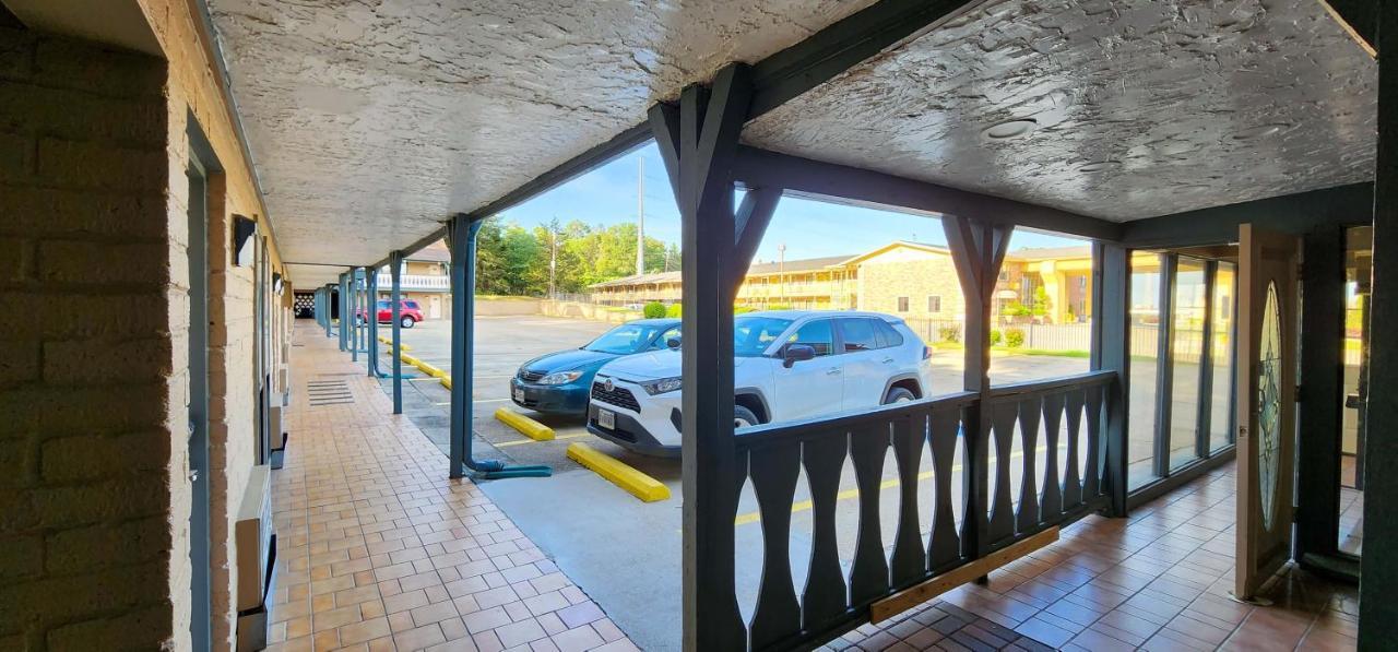 Stratford Inn Tyler Εξωτερικό φωτογραφία