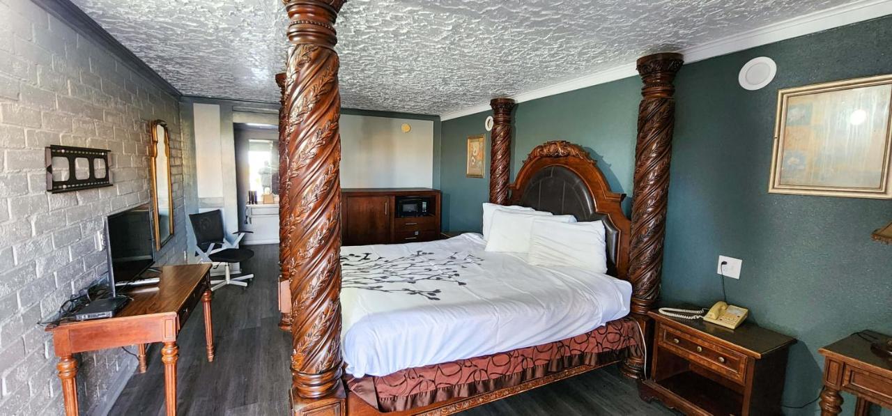 Stratford Inn Tyler Εξωτερικό φωτογραφία