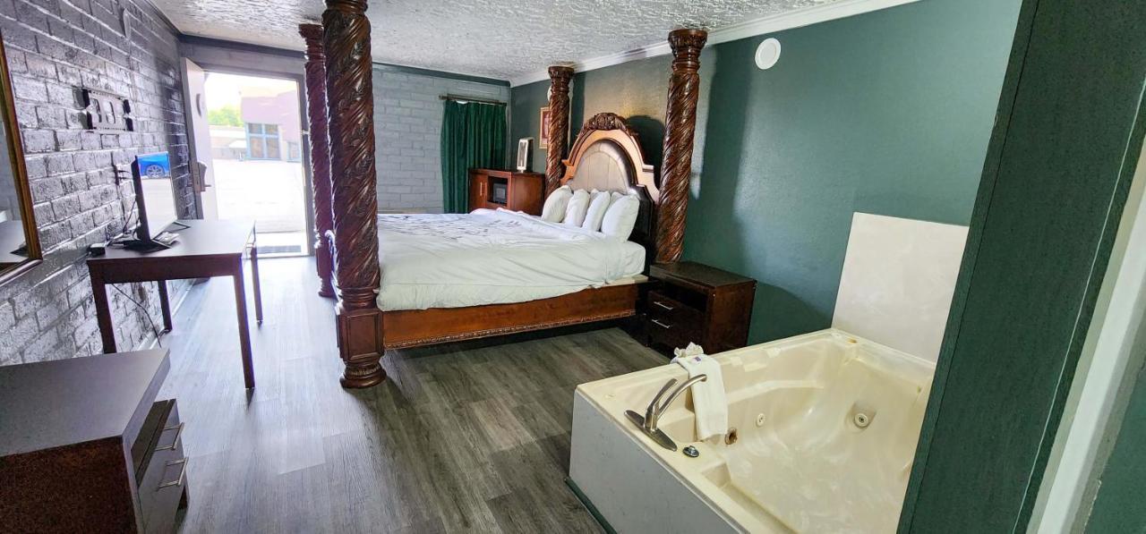 Stratford Inn Tyler Εξωτερικό φωτογραφία